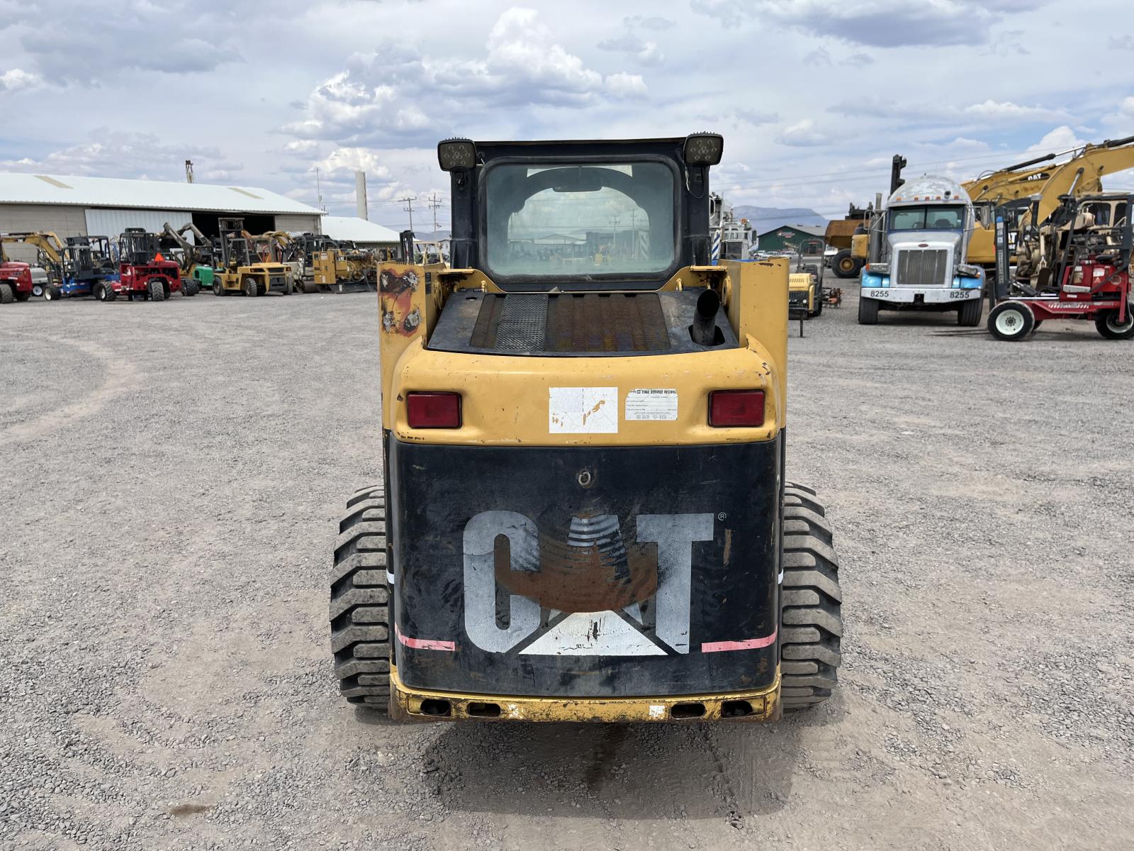 ./imagenes/INVOICE/2019/17484/MINICARGADOR CATERPILLAR 226B (8).JPG